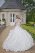 Amera Vera Kollektion 2020 ivory Brautkleid Abelone B2032 5 bei Marinette Brautmoden in Dortmund