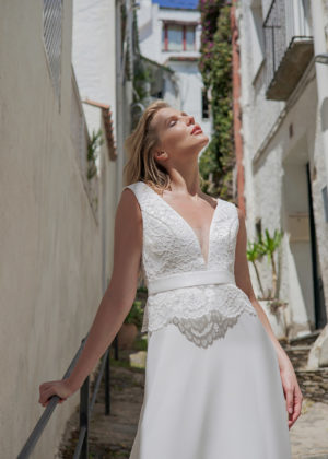 Langes Standesamtkleid ivory Kollektion 2020 A7209 4 bei Marinette Brautmoden in Dortmund