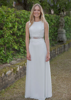 Langes Standesamtkleid ivory Kollektion 2020 A7218 4 bei Marinette Brautmoden in Dortmund