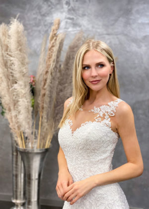 Amera Vera 2021 Brautkleid B2124 1 bei Marinette Brautmoden Dortmund