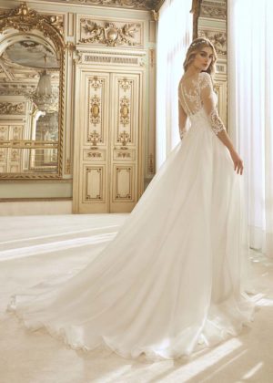 St Patrick 2023 Brautkleid BAILEY C Marinette Brautmoden Dortmund