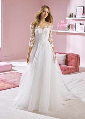 White One 2022 Brautkleid CHLOE B Marinette Brautmoden Dortmund