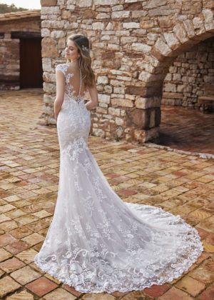 White One 2022 Brautkleid GUGMA C Marinette Brautmoden Dortmund