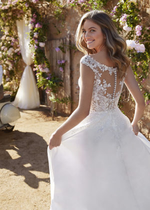 White One 2022 Brautkleid IFE A Marinette Brautmoden Dortmund