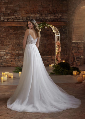 White One 2022 Brautkleid SNEHEA C Marinette Brautmoden Dortmund